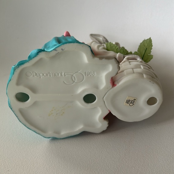 Dept 56 rabbit bunny 1988 carrot patch holding basket carrots Decor figure - Picture 6 of 6